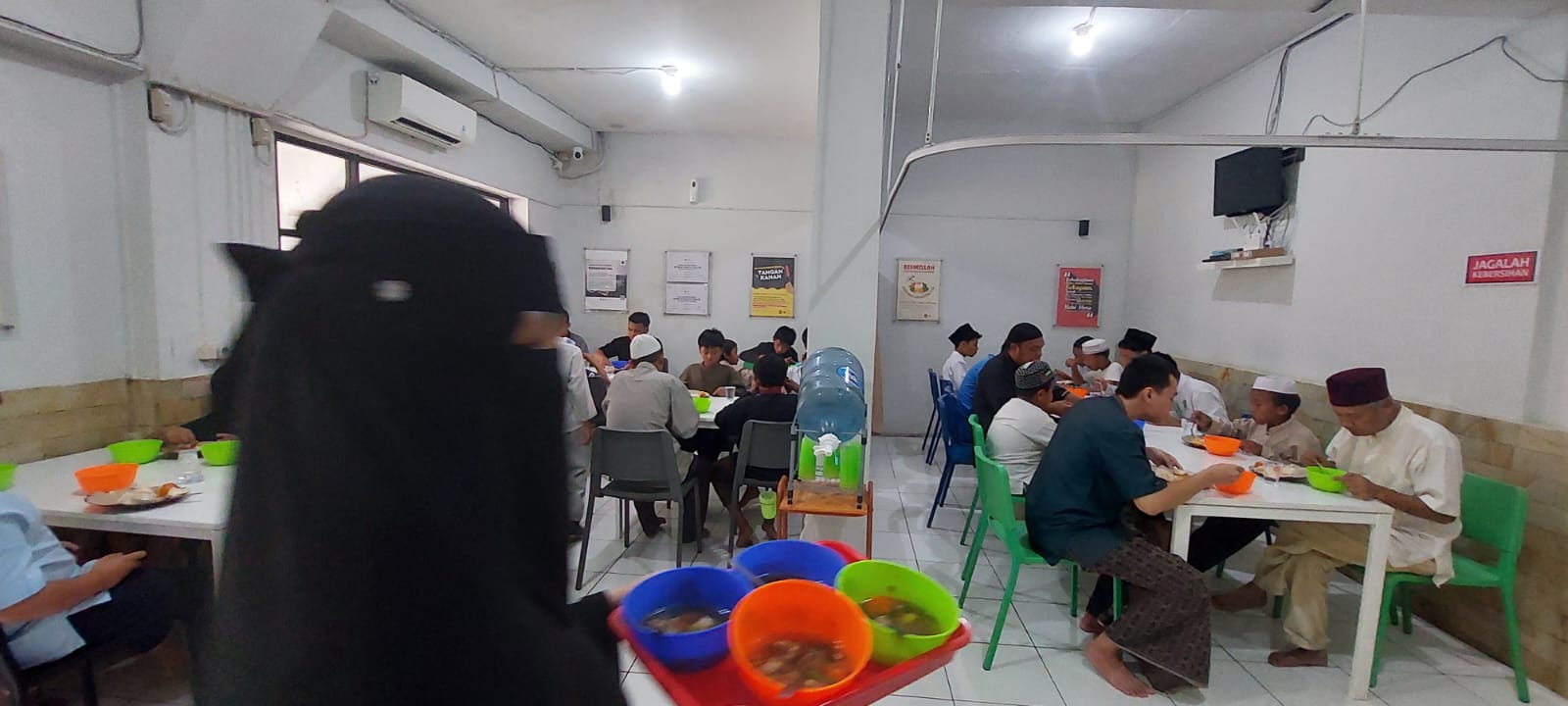 Rumah Makan Gratis RSB