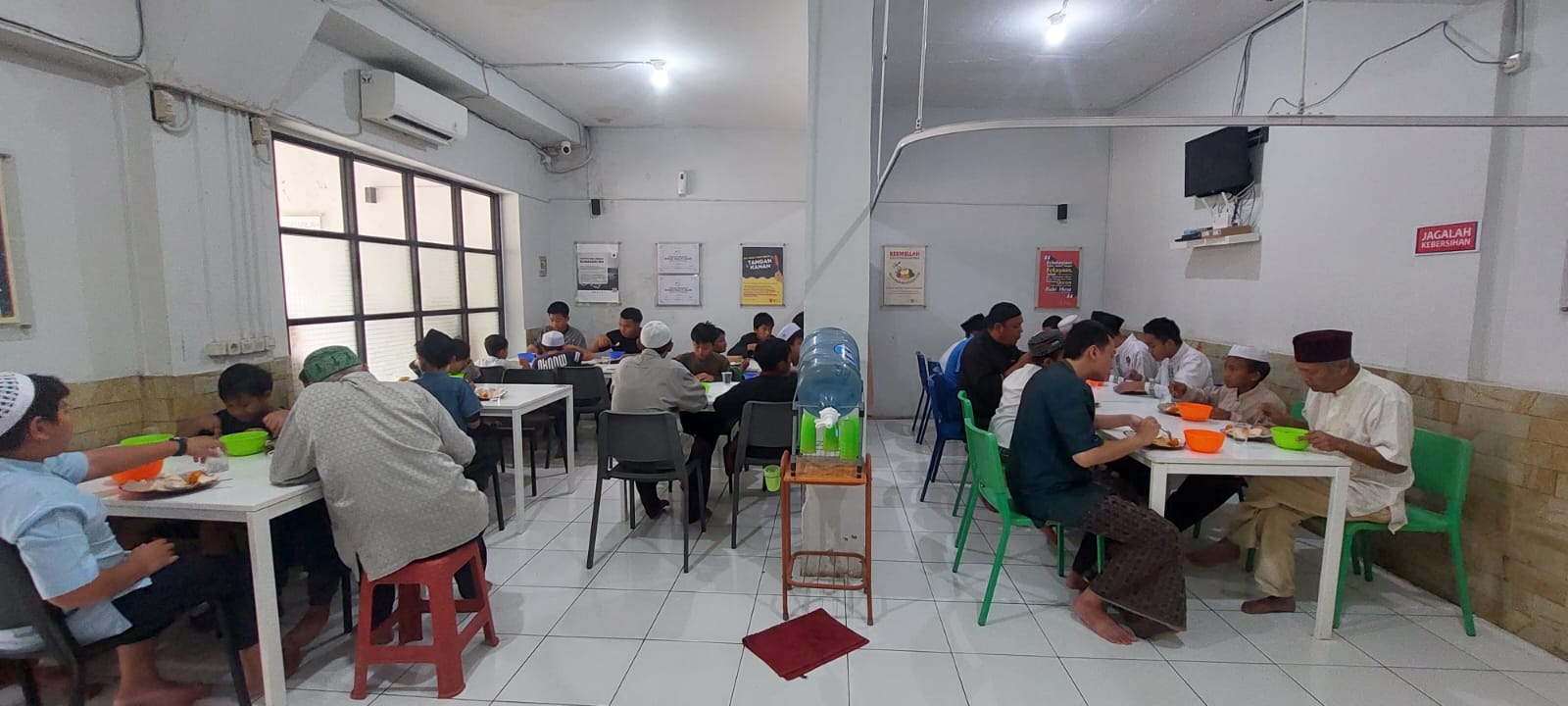 Rumah Makan Gratis RSB